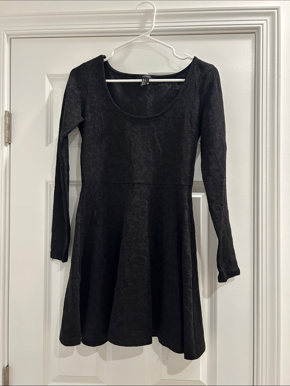 Black Long Sleeve Scoop Neck Skater Dress